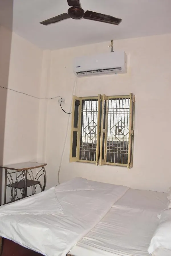 瓦拉纳西 Om Rest House酒店 0*,  印度